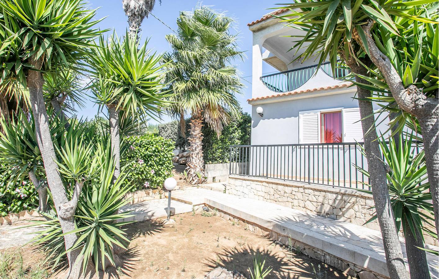 Appartamento vista mare con parcheggio, piscina e cucina in Scicli, Provincia di Ragusa