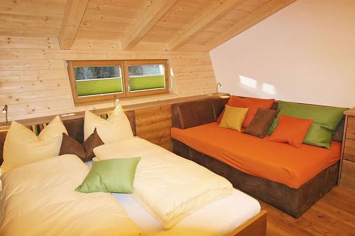 Chalet für 24 Personen, mit Pool und Balkon sowie Sauna in Filzmoos - 2