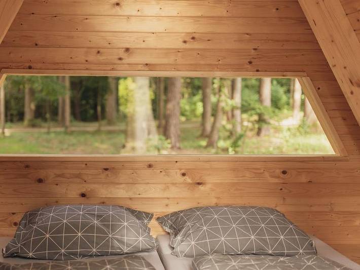 Forest Camping Mozirje - Unterkunft 3 personen - Glamping Hut Forest Bed in Untersteiermark