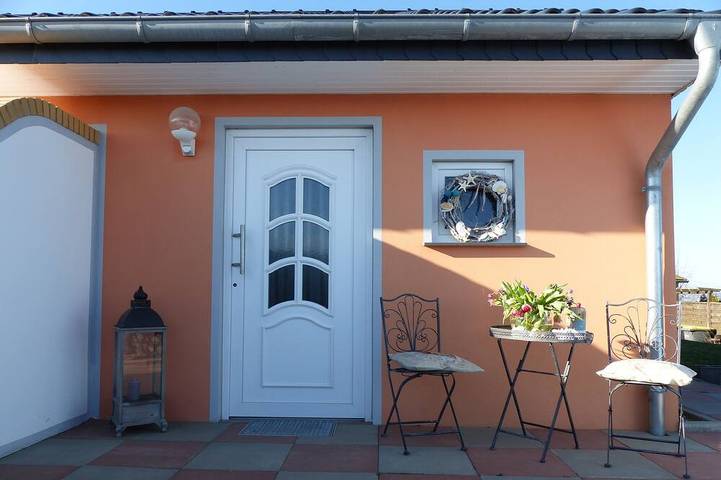 Ferienhaus für 2 Personen, mit Terrasse und Garten sowie Sauna