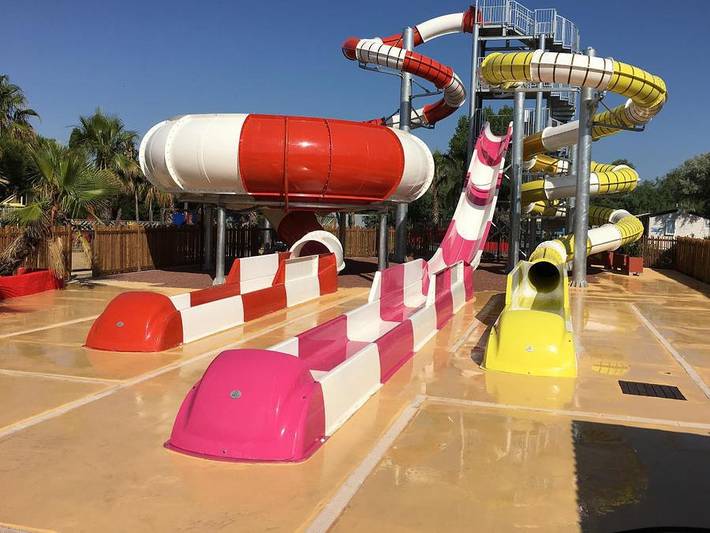 Camping pour 4 personnes, avec bassin pour enfant à Lattes - 3