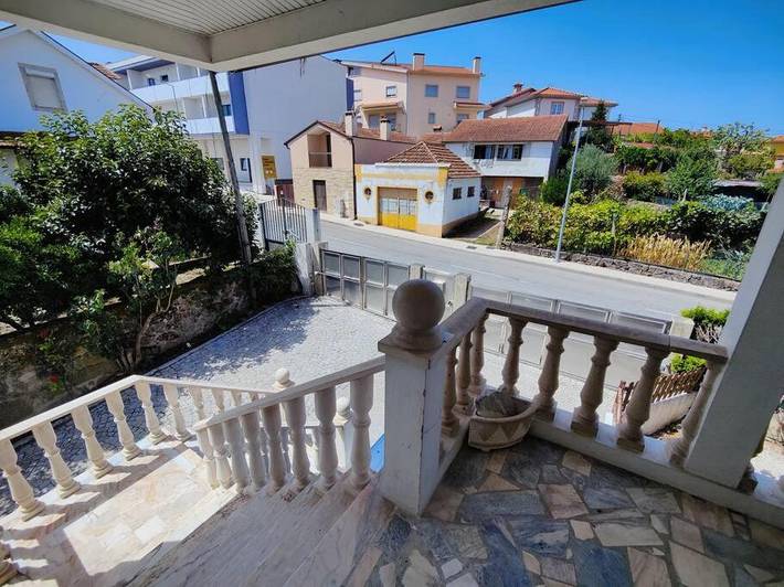 Location de vacances pour 8 personnes, avec piscine ainsi que jardin et vue, animaux acceptés à Oliveira de Frades - 3