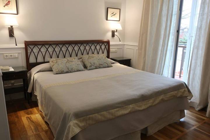 Hôtel pour 2 personnes, avec terrasse et jardin à Irun - 4