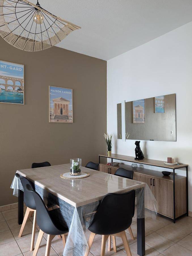 Appartement de vacances pour 6 personnes, avec piscine et balcon