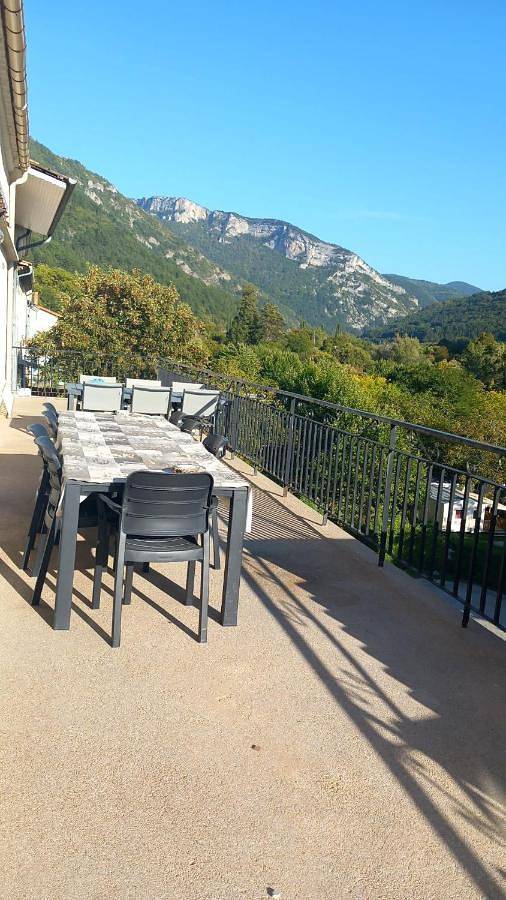 Gîte pour 8 personnes, avec vue et terrasse à Châtillon-en-Diois - 2