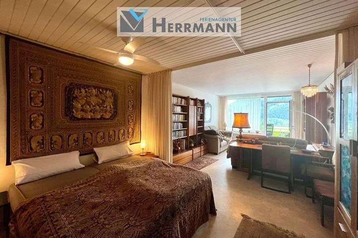Ferienwohnung für 2 Personen, mit Balkon und Sauna sowie Seeblick und Ausblick in Füssen