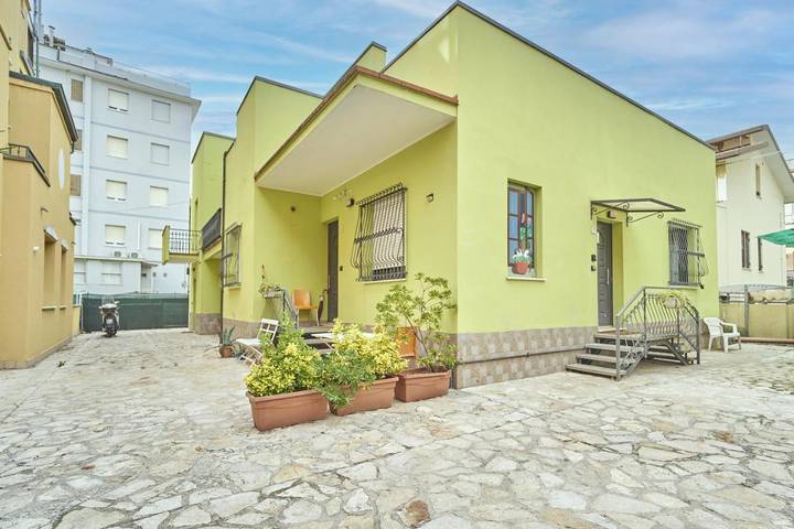 Vakantieappartement voor 4 personen, met balkon in Miramar