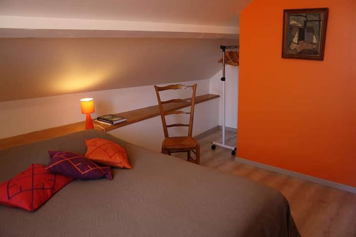 Location de vacances pour 5 personnes, avec terrasse et balcon/terrasse à Flavigny-sur-Ozerain - 3