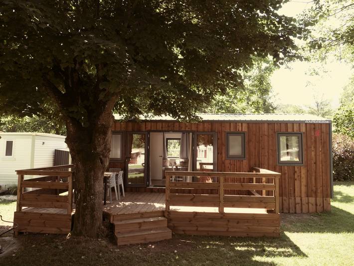 Chalet pour 6 personnes, avec terrasse et jardin dans l' Ariège