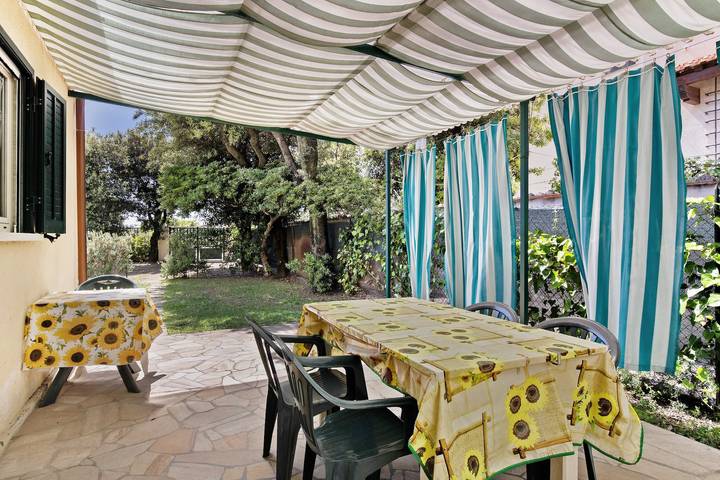 Casa vacanza per 6 persone, con Giardino a Pietrasanta