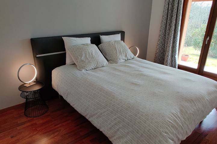 Location de vacances pour 6 personnes, avec jardin à Monsac - 2