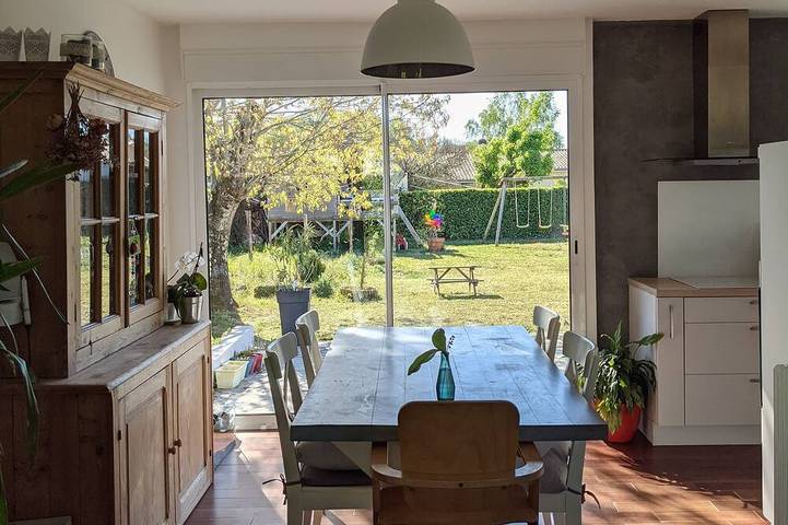 Location de vacances pour 5 personnes, avec Terrasse et Jardin à Martignas-sur-Jalle