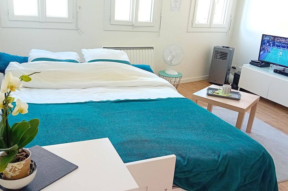 Apartamento entero, Studio Neuf Parking Securise Direct Cdg Paris Centre Parcexpo Villepinte & Arena in Tremblay-en-France, Sena-Saint Denis