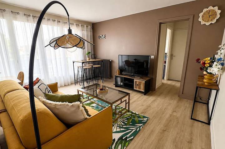 Gîte pour 6 personnes dans Gare Du Raincy   Villemomble   Montfermeil
