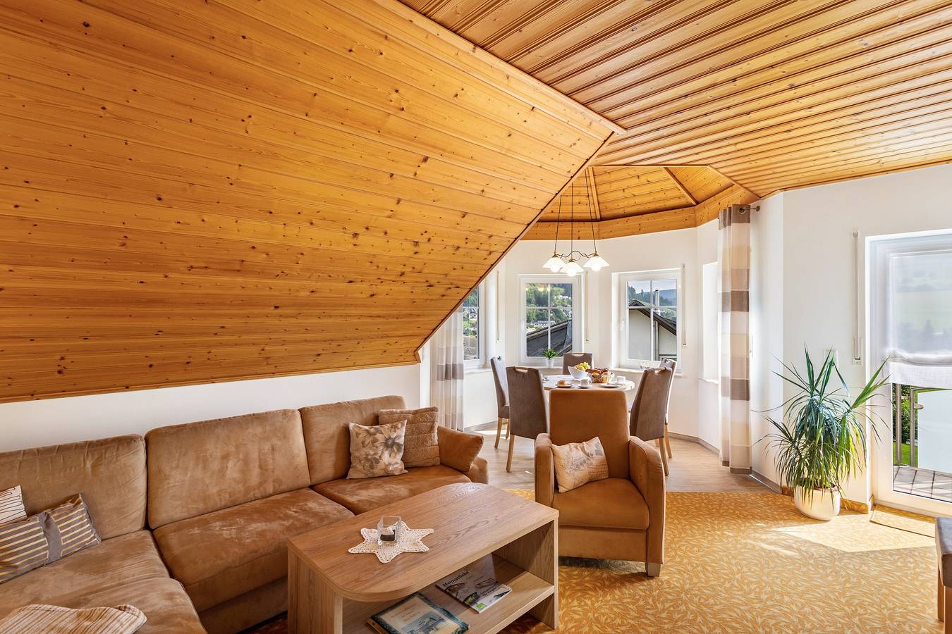 Ganze Wohnung, Ferienwohnung Typ 2" mit Bergblick, gemeinsamer Terrasse und Wlan in Schwalefeld, Willingen