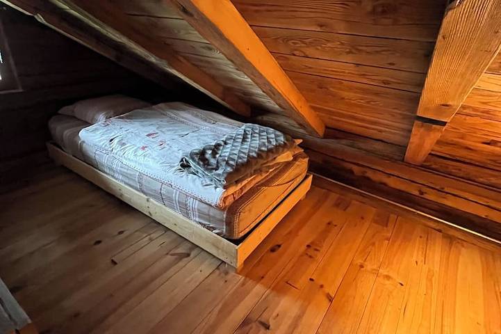 Chalet für 3 Personen, mit Terrasse im Jura - 2