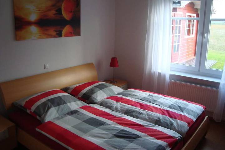 Ferienhaus für 8 Personen, mit Garten und Terrasse in Hohenkirchen (Wangerland) - 2