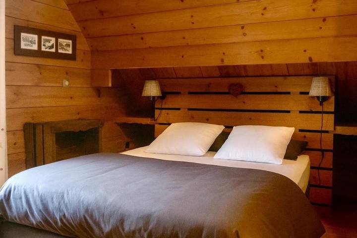 Gîte pour 7 personnes, avec terrasse à Picherande - 3