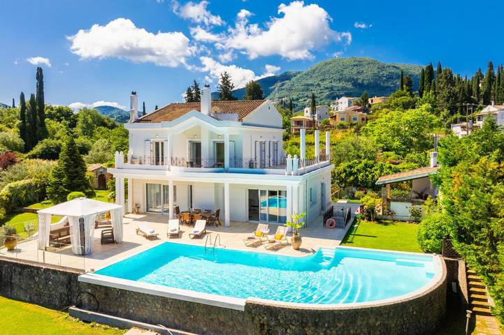 Chalet para 10 personas, con jardín además de jacuzzi y terraza - 1