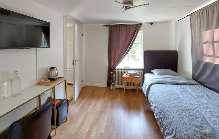 Ganze Ferienwohnung, Ferienwohnung für 6 Personen mit Garten in Höör und Umgebung