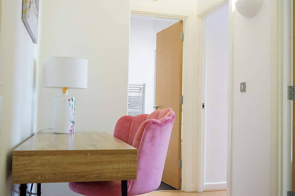 Apartment for 4 People in Bedford, Bedfordshire