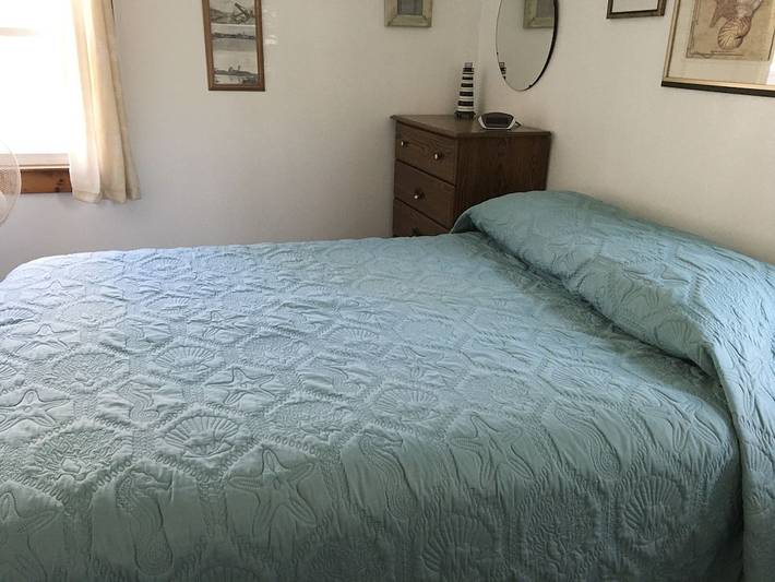 Cottage for 5 people, with terrace and yard in Massachusetts