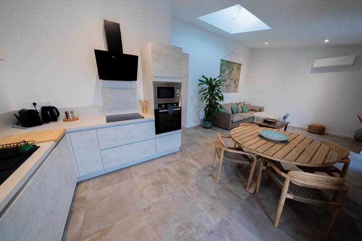 Gîte pour 4 personnes, avec terrasse dans Port De Marseillan - 4