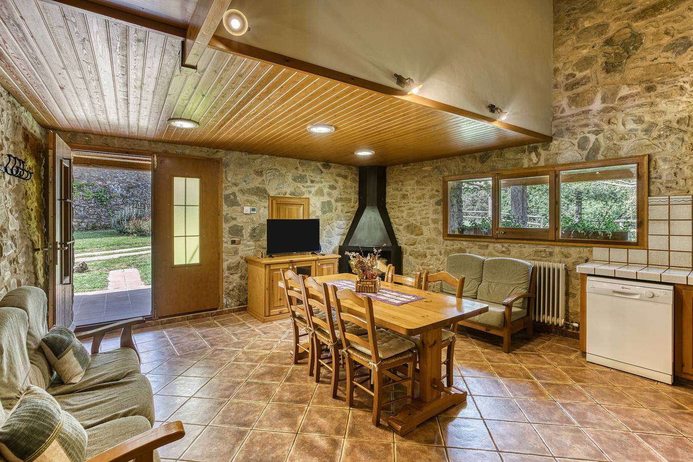 Casita de campo 'El Paller I De Can Soler' con piscina compartida, jardín compartido y Wi-Fi in Porqueras, Pla de l'Estany