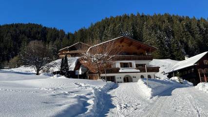 Studio für 2 Personen, mit Terrasse und Garten sowie Ausblick, kinderfreundlich in Gargellen