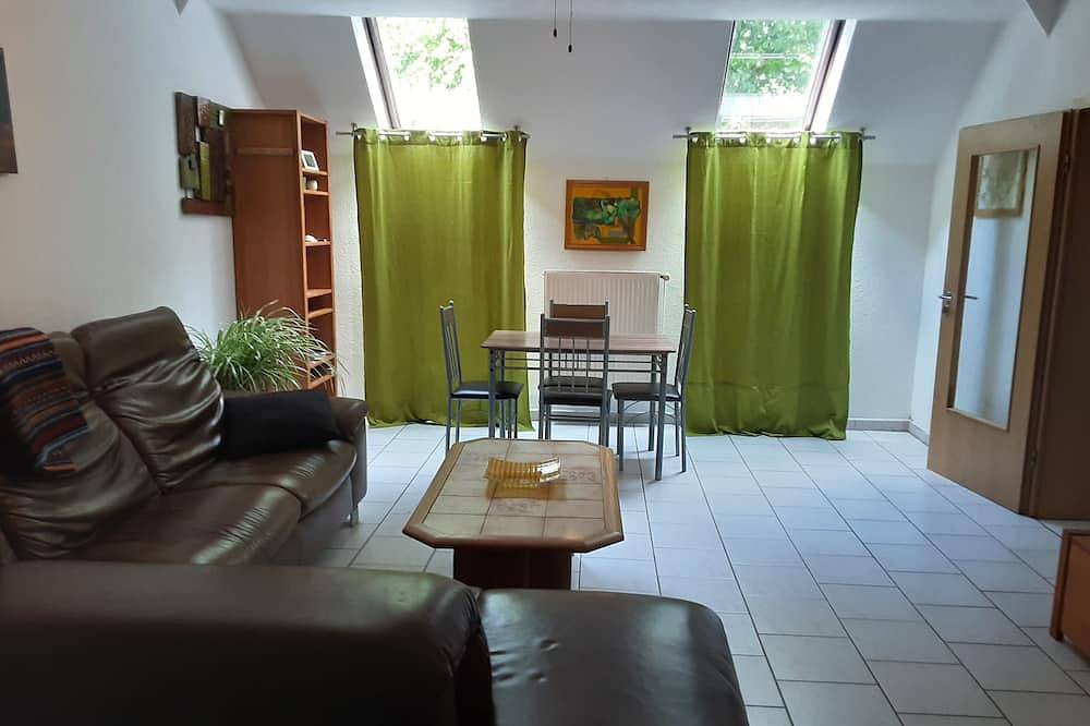 Vacation apartment surrounded by deciduous forest and pasture, foto 6