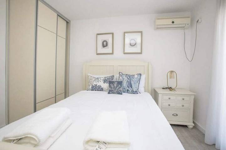 Charming 2-bedroom house in ocean views in Utjeha in Municipio de Ulcinj