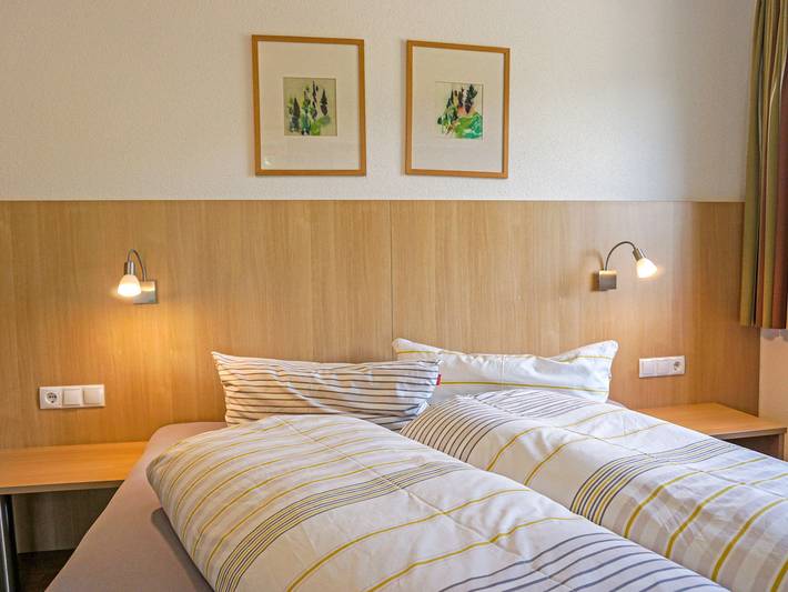 Ferienwohnung für 2 Personen, mit Balkon und Terrasse sowie Garten und Ausblick in Fließ - 4