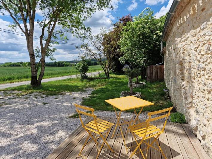 Location de vacances pour 9 personnes, avec vue et jardin, animaux acceptés à Monflanquin - 2