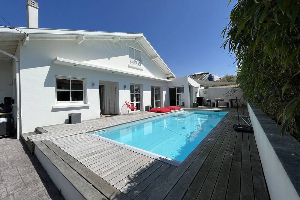 Villa for 10 People in Biarritz, Basque Coast (France)