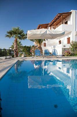 Entire holiday apartment, Nette Wohnung in Agios Nikolaos mit Grill und Garten in North Crete