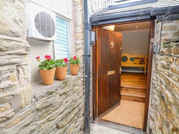 Cottage for 8 People in Peak District, Midlands, Photo 2