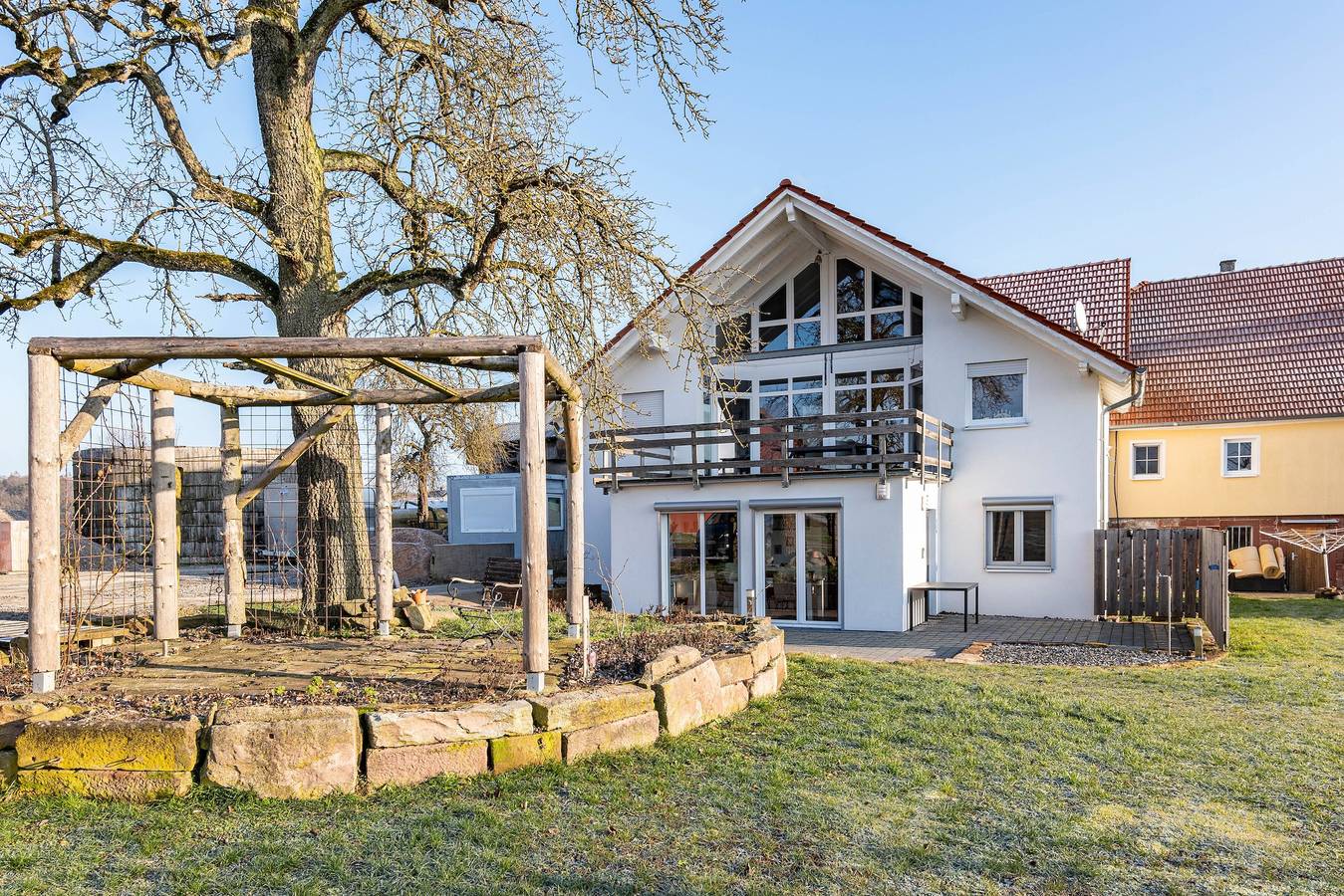 Apartamento entero, Apartamento 'Seyfried' con terraza privada, jardín compartido y Wi-Fi in Hardheim, Distrito de Neckar-Odenwald