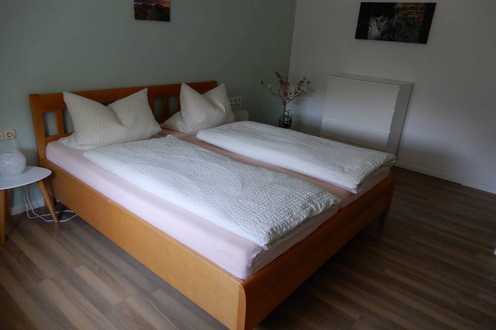 Ganze Wohnung, Ferienwohnung mit großer Terrasse in Modautal, Südhessen
