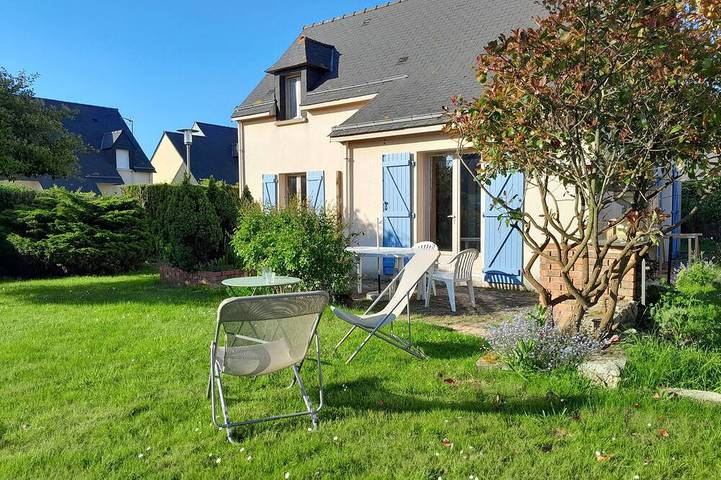 Maison de vacances pour 5 personnes, avec jardin et terrasse à Saint-Coulomb