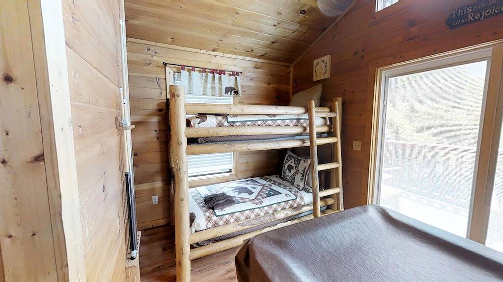 Glamping for 6 Guests in Sevier County