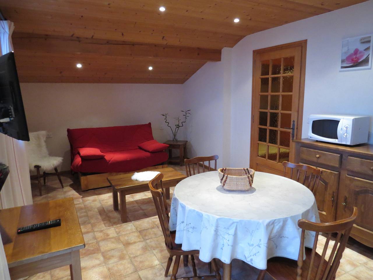 Appartement entier, Studio pour 3 avec balcon et animaux admis, proche pistes in Le Grand-Bornand, Région d'Annecy