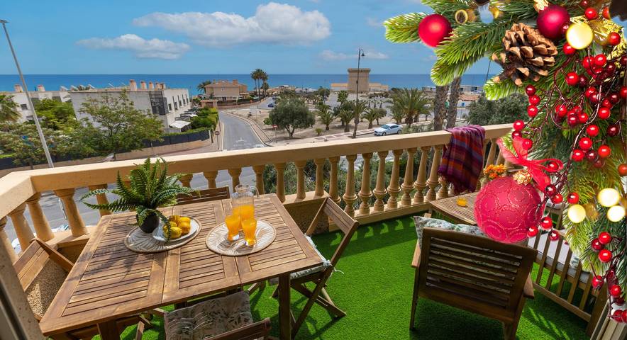 Vakantieappartement voor 6 personen, met tuin en zwembad in El Campello