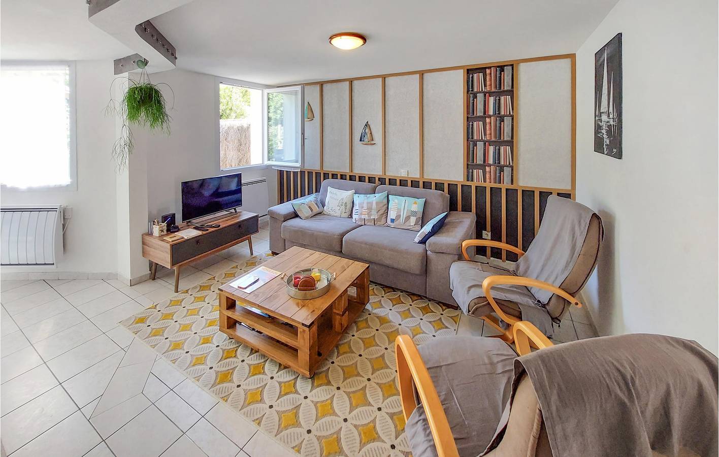 Acogedor Apartamento a 1km de la Playa con Jardín y Parking in Olonne-sur-Mer, Valle del Loira