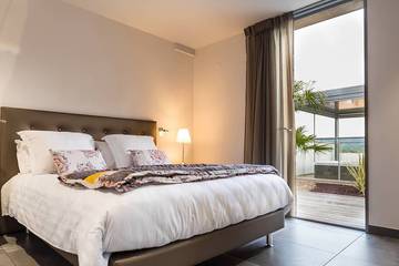 Villa pour 8 Personnes dans Espalion, L'Aubrac, Photo 3