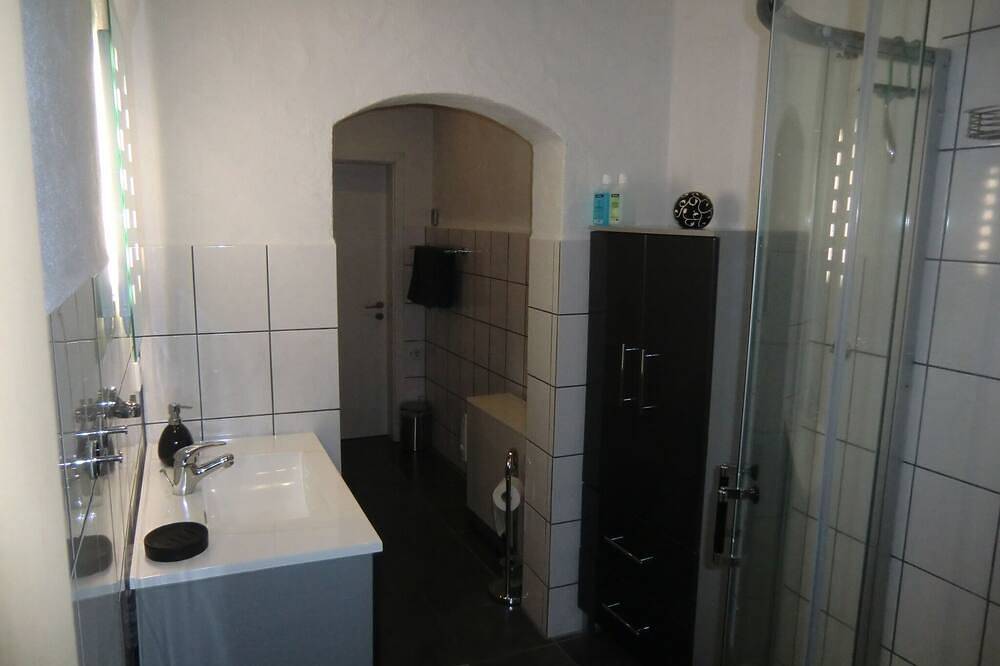Ganze Wohnung, Ferienwohnung 84 m für 3 Personen in Mörlenbach, Bergstraße