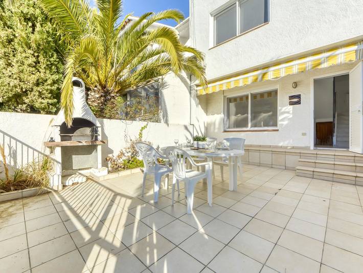 Ferienhaus für 6 Personen, mit Terrasse und Garten in Empuriabrava - 2