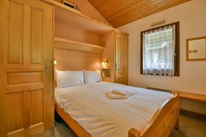 Gîte pour 7 personnes, avec balcon dans Chinaillon - 4