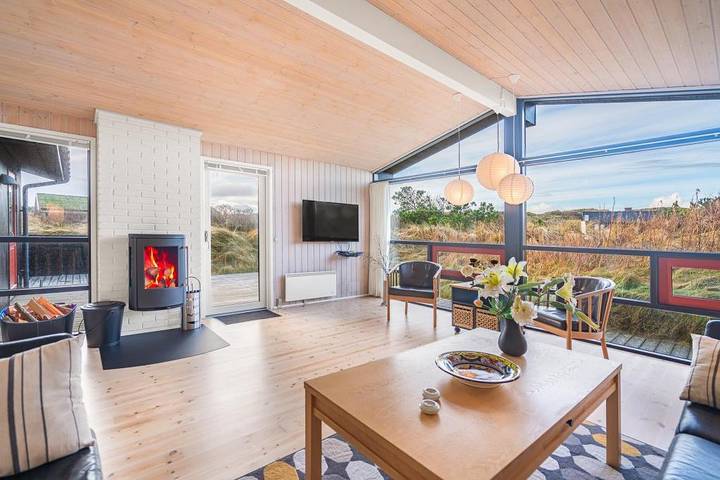 Ferienhaus auf einem schönen und ungestörten Dünengrundstück gelegen. in Henne, Varde