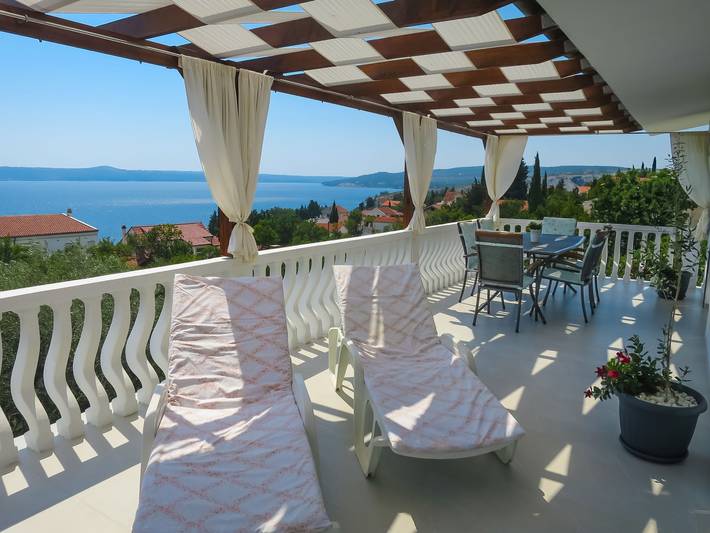 Ferienwohnung für 6 Personen, mit Terrasse und Garten in Maslenica - 2