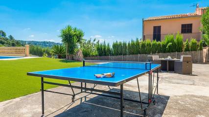 Villa in Mancor de la Vall, Majorca Center für 6 